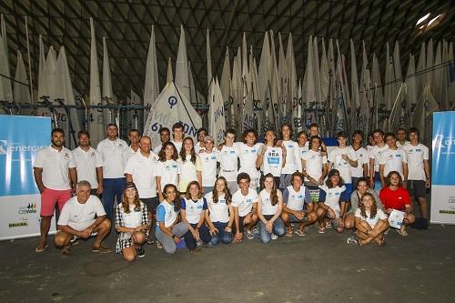 Velejador dono de cinco medalhas olímpicas conversou com os jovens atletas e foi para a água acompanhar o treinamento / Foto: Fred Hoffmann/CBVela